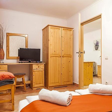 Levendula Apartman Balatonfured Bagian luar foto
