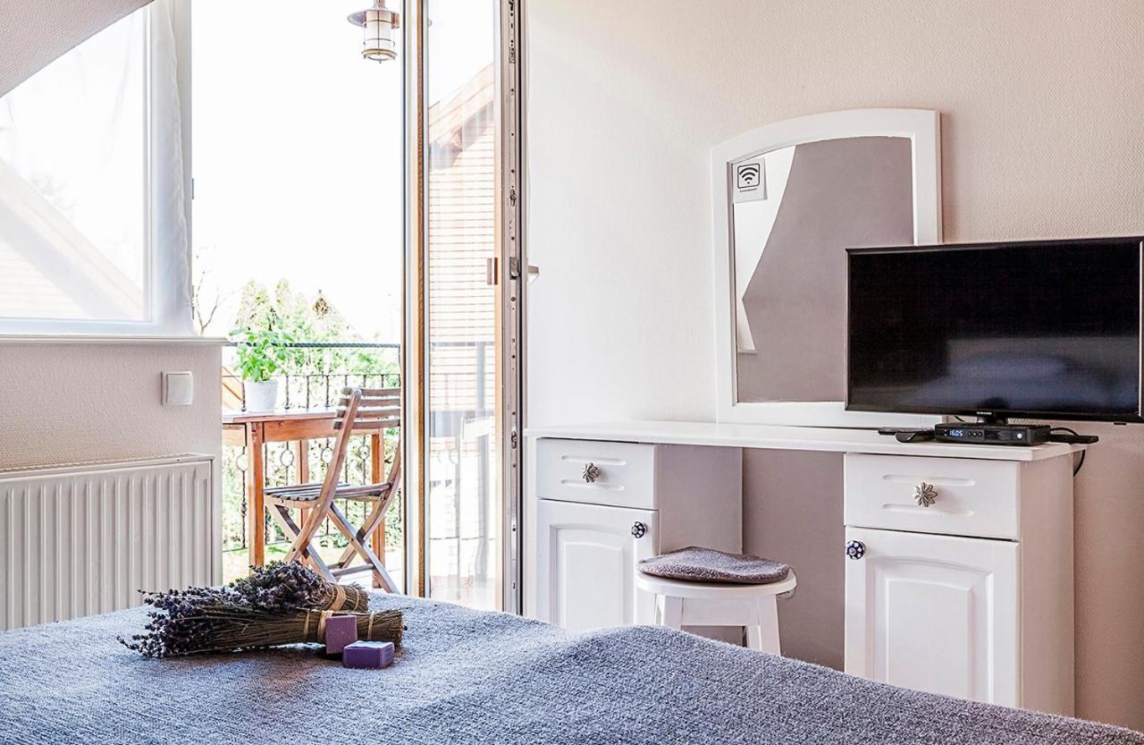 Levendula Apartman Balatonfured Bagian luar foto
