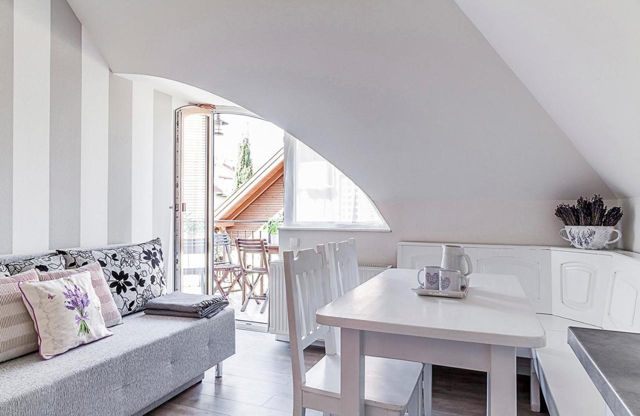 Levendula Apartman Balatonfured Bagian luar foto